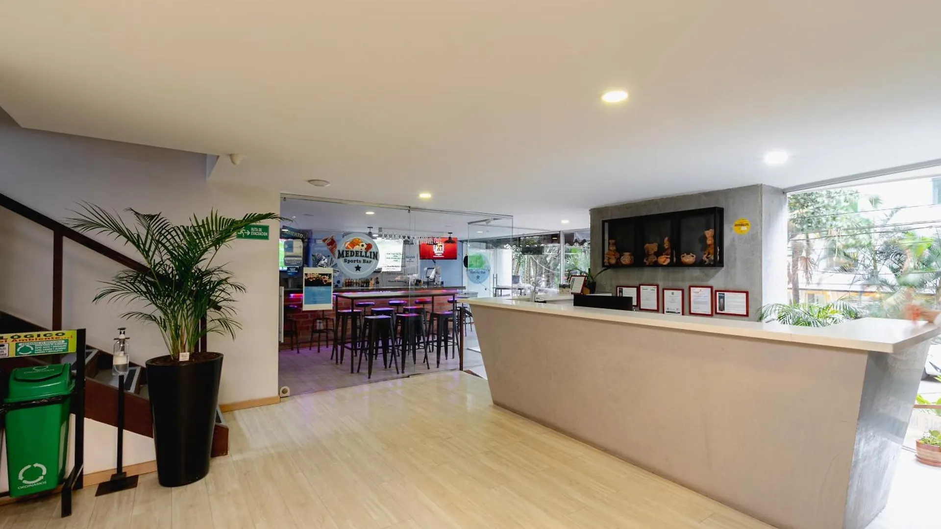 Best Apartment, Best Location, Laureles Paradise Medellin Apartment